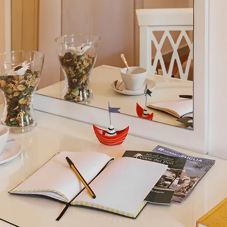 Viale Dei Pini Bed & Breakfast