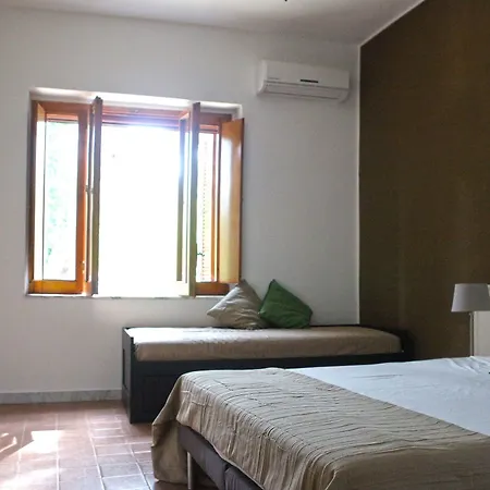 Viale Dei Pini 카스텔라네타 마리나