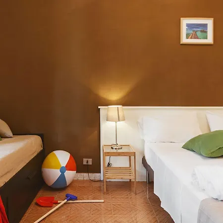 Bed & Breakfast Viale Dei Pini 2*