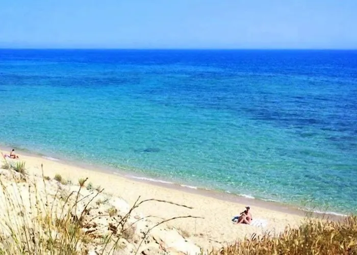 Viale Dei Pini לינה וארוחת בוקר 3*