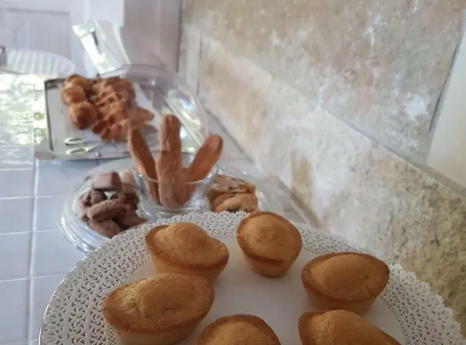 לינה וארוחת בוקר Viale Dei Pini 3*